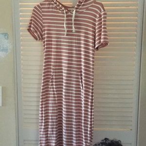 T-shirt dress